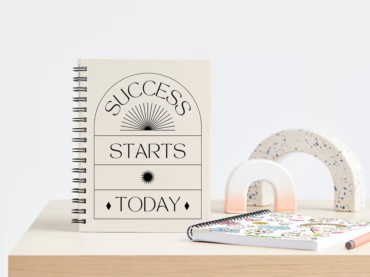 5 Desain Notebook Custom untuk Resolusi Tahun Baru