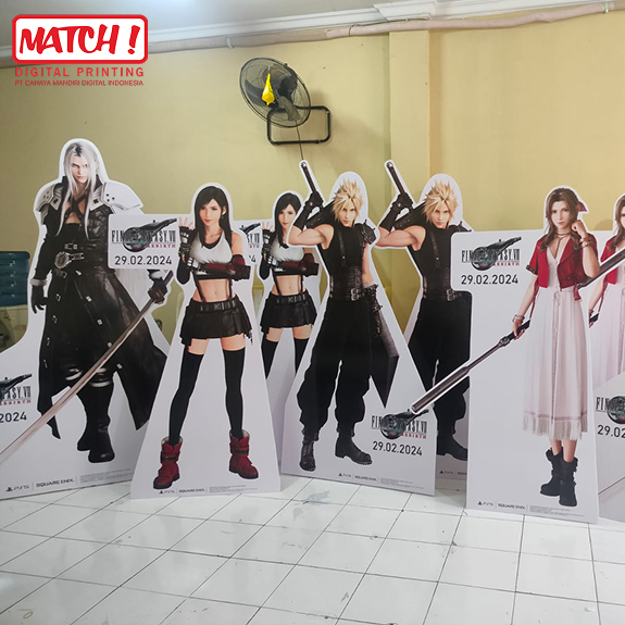 Human Standee Uk. 80X150Cm Bahan Kd Board