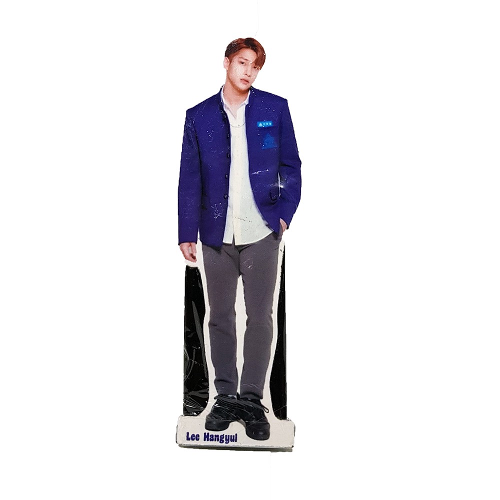 Buat Kpop Standee Favoritmu di Match Digital Printing